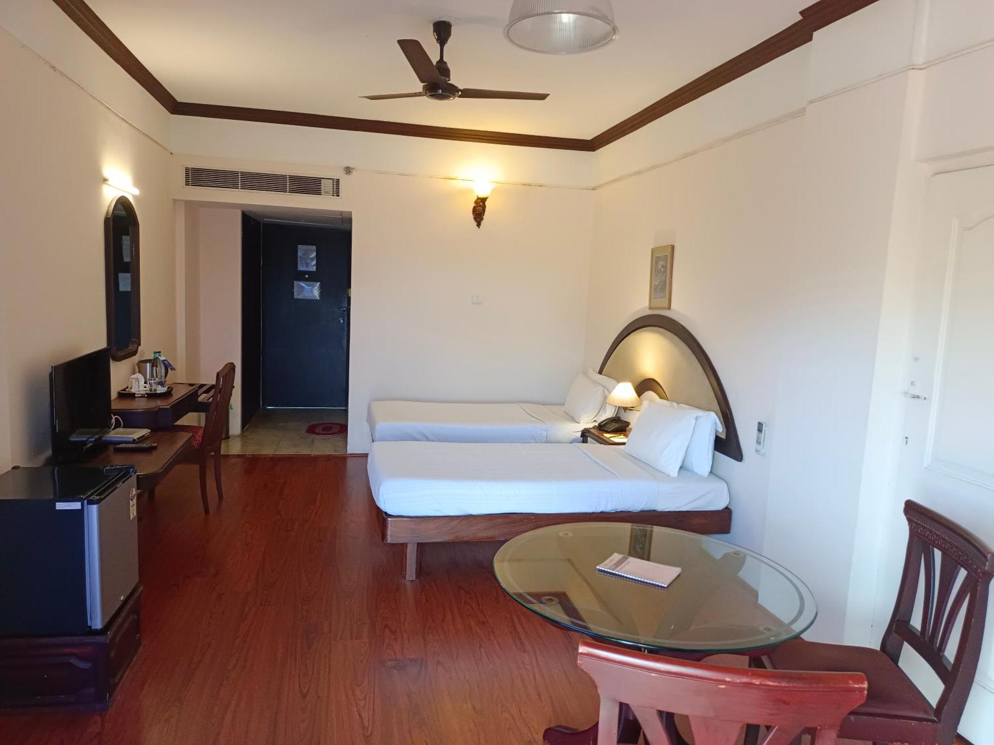 Manuelsons Malabar Palace Kozhikode Buitenkant foto